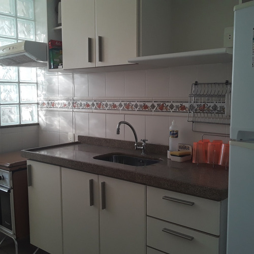 Imagem 4 de 15 de Apartamento Perto Da Praia Do Forte -cabo Frio- Rgi