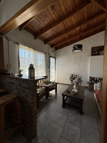 Chalet De 6 Amb C/ Galpón A Refaccionar ¡ideal 2 Familias!