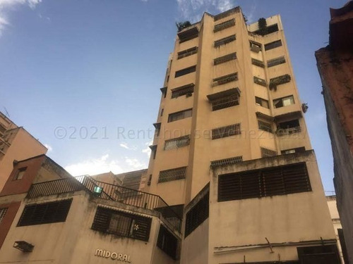 Imagen 1 de 10 de Apartamento En Venta La Candelaria / Cod. Flex: 21-14487