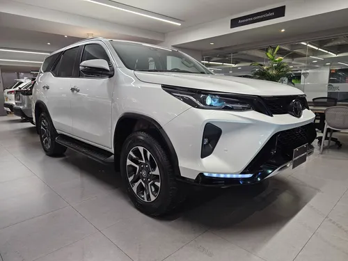 Toyota Fortuner 2.8 Diesel Srv 4X4 At