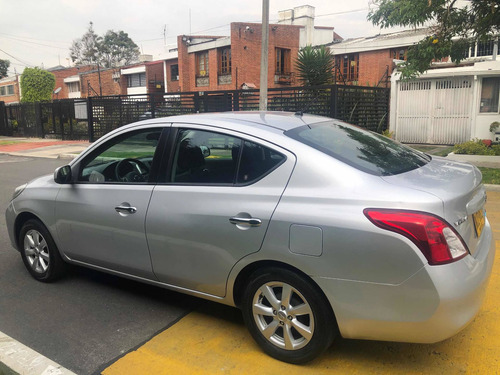 Nissan Versa 2013 1.6 Advance