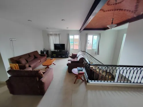 Casa En Venta En Frac. Hacienda Santa Fe, Leon, Gto. Justo Al Lado De La Universidad Iberoamericana