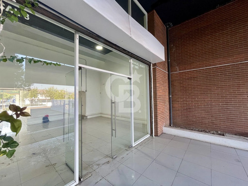 Oportunidad Local Comercial Manuel Montt / Alférez Real