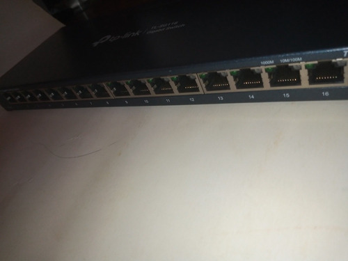 Imagen 6 de 7 de Switch Gigabit 16 Puertos Tplink Tlsg116 Usado