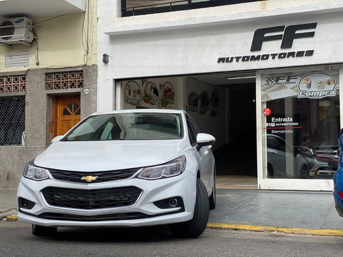 Impecable Chevrolet Cruze Lt 1.4 Mt Sedan