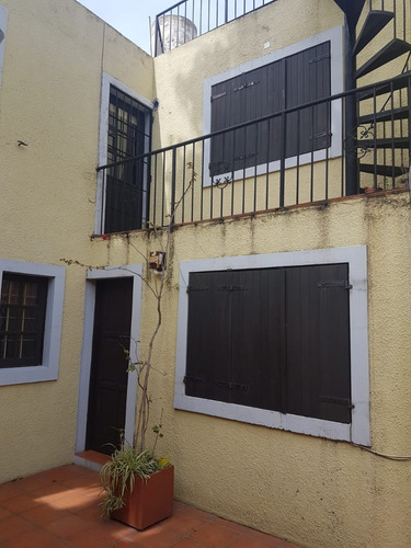 Imagen 2 de 14 de Preciosa Casa Ph, 2 Plantas, 2 Dor En Predio De 4 Unidades.
