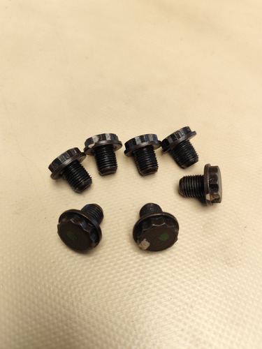 Tornillos De Volante Motriz Motor Dodge Dart 2013-2016 2.0 (Usado)