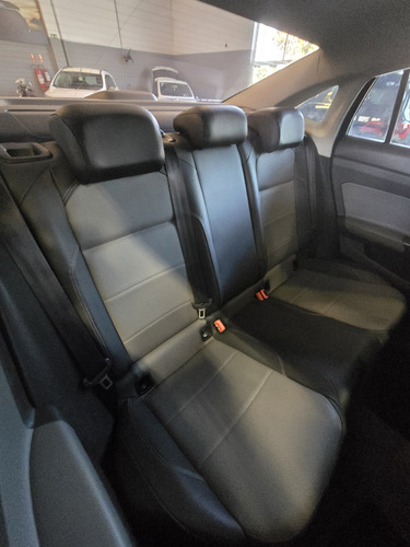 Volkswagen Virtus 1.0 Highline 200 Tsi Aut. 4p