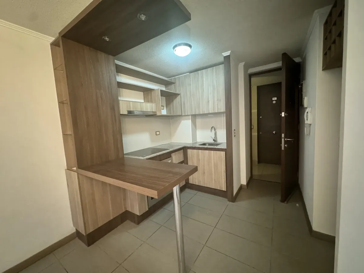 Imagen 3 de 28 de Cómodo Y Acogedor Depto En Arriendo Santiago Concha