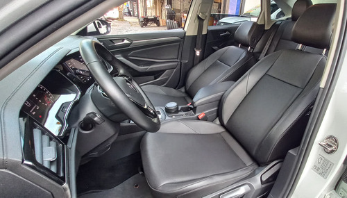 Volkswagen Jetta JETTA COMFORT. 250 TSI 1.4 FLEX 16V AUT.