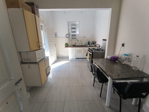 Oportuninade Casa · 250m2 · 2 Quartos Venda R$ 400.000