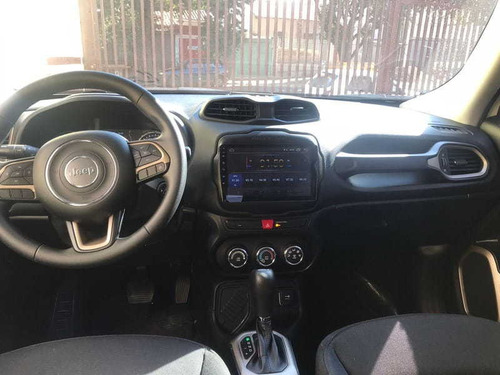 Imagem 7 de 10 de Jeep Renegade 1.8 16v Flex 4p