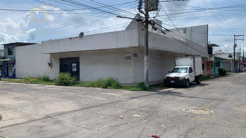Oportunidad Propiedad En Esquina A Dos Cuadras De Rafael Cuervo Ideal Para Constructor