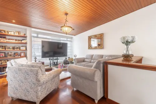 Casa En Venta En Pasadena. Cod V8251