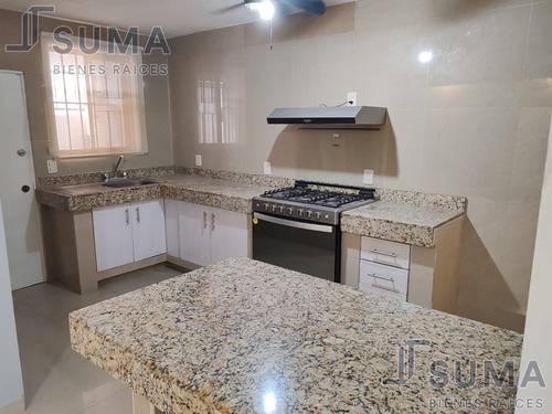 Casa En Venta En Col. Guadalupe Victoria, Tampico Tamaulipas.