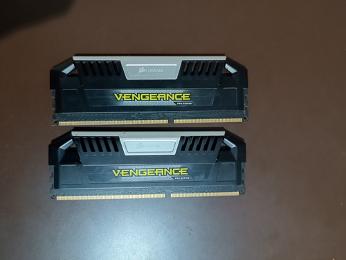 Memorias Ram Corsair Vengeance Pro Series 2x4gb Ddr3 1600mhz (Usado)