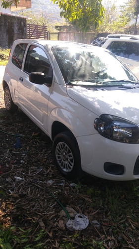 Imagem 1 de 7 de Fiat Uno 2016 1.0 Vivace Flex 3p
