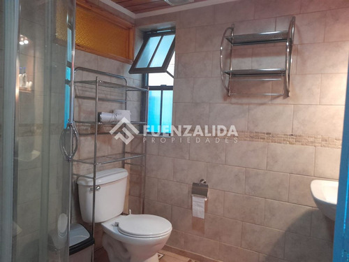 Casa En Venta Con 3 Departamentos Y Un Loft En Valparaíso