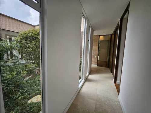 Rhbr-11804 Casa De Un Nivel (envigado, Alto De Las Palmas)