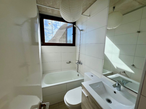 Moderno Departamento En Venta 3d+2b+2est+2bod, Mirador Barón