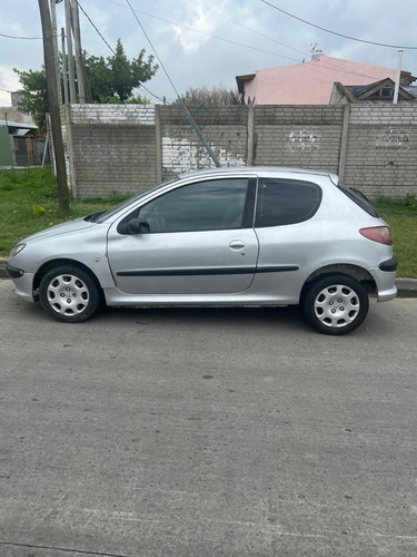 Peugeot 206 1.4 Xr Presence