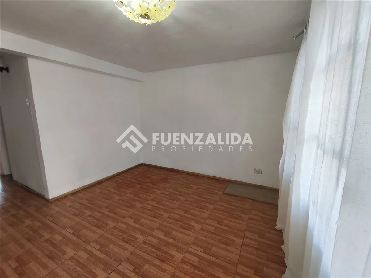 Imagen 5 de 15 de Casa En Venta De 2 Dormitorios En Puente Alto, Aep