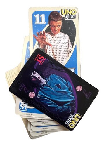 Juego Cartas Stranger Things Uno Flip! Edición Coleccionable