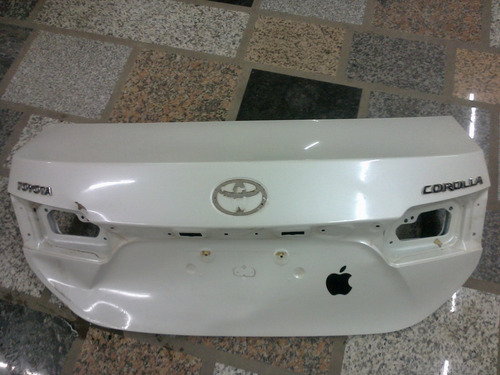 Tapa Baul Original Corolla 2014