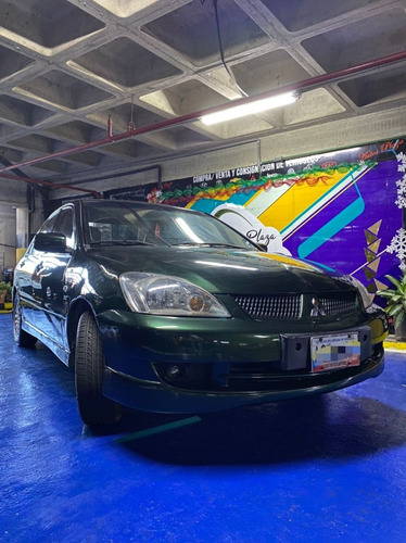 Imagen 2 de 9 de Mitsubishi Lancer Touring 2012