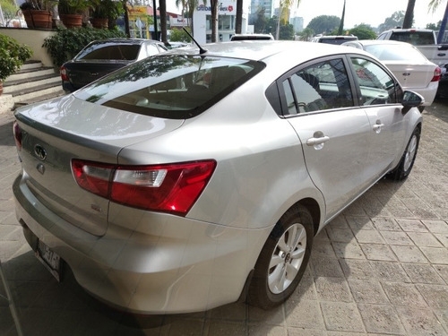 Imagen 9 de 10 de Kia Rio 1.6 Lx Sedan Mt 2017 Credito