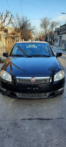 Imagen 8 de 14 de Fiat Siena 2015 Taxi