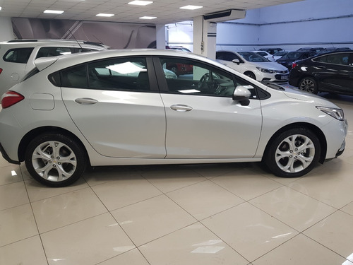 Imagen 15 de 25 de Chevrolet Cruze 5 Puertas Lt Aut.0km 2023 Entrega Im.go