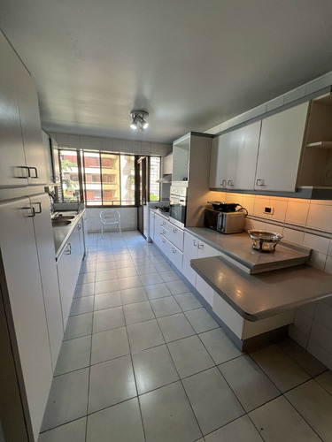 Arriendo Penthouse 4 D 3 B 1 E 1 B Las Nieves, Vitacura