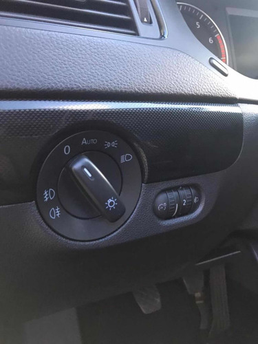 Volkswagen Vento 2.5 Luxury 170cv 2012