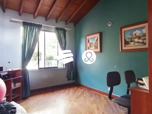 Venta Casa Unifamiliar 270m2, Poblado