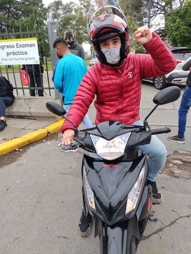 Imagen 7 de 10 de Curso De Manejo Para Motos- Caba- Aprender- Ampliar Licencia