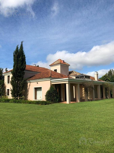 Imagen 22 de 30 de Excelente Casa De 580m² En El Argentino Farm Club De Lujan