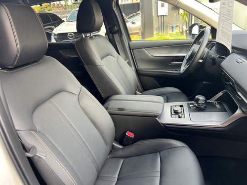 Mazda CX-70 5p I Grand Touring L6/3.3/T MHEV Aut