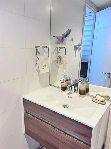 Depto. Semi Nuevo En Venta De 3 Dorm Estac Y Bodega En Ñuñoa