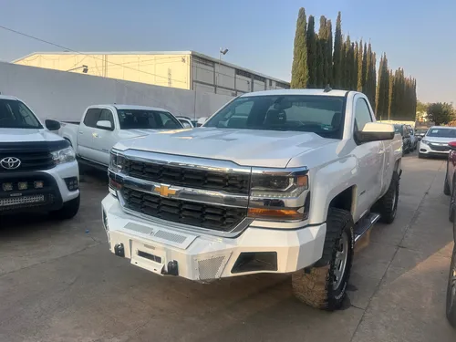 Chevrolet Silverado 5.4 2500 Cab Reg Ls 4x2 At