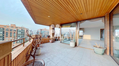 Elegante Y Exclusivo 1 Depto Por Piso, Vistas, 3 Est + B