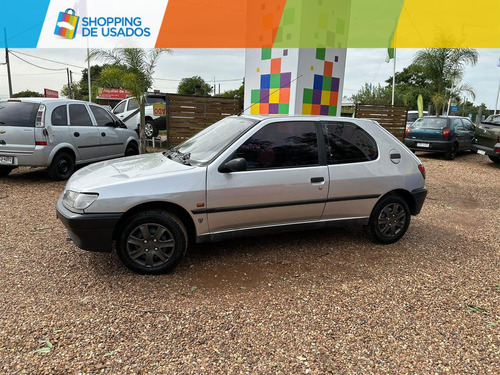 Peugeot 306 -