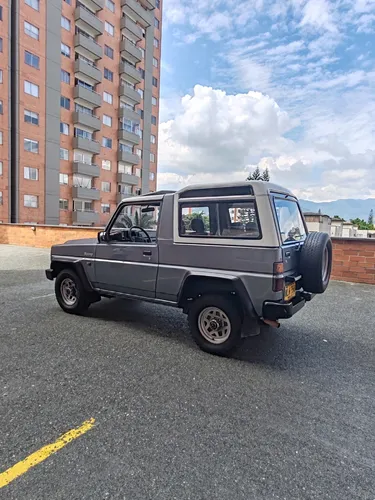 Daihatsu Rocky 2.2 F95