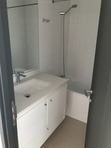 Vendo 2 Dormitorios Y 2 Baños, Nuevo Sin Comisión