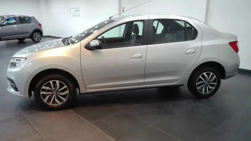 Imagen 3 de 18 de Renault Logan 1.6 16v Zen Oportunidad Patentado