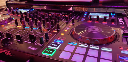 Controlador Dj Mixer Denon Mcx8000 Poco Uso Negro (Usado)