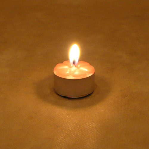 Imagem 3 de 4 de 30velas Aromáticas 12 Aromas Aromatizada Luxo Caixa Rechaud