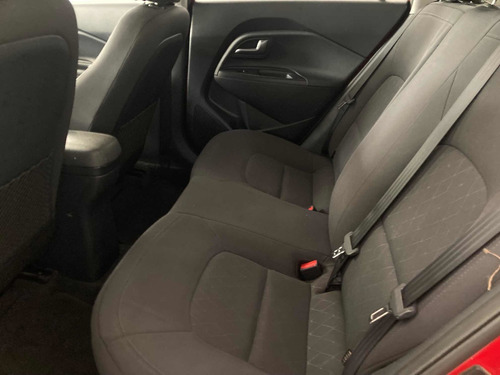 Imagen 13 de 15 de Kia Rio 1.6 L Sedan Mt
