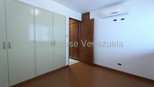 Apartamento En Venta Lomas De Prados Del Este