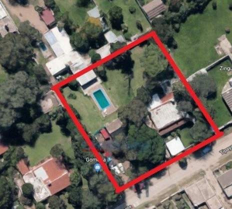 Imagen 1 de 12 de Vendo Amplio Terreno Con Dos Casas Arguello